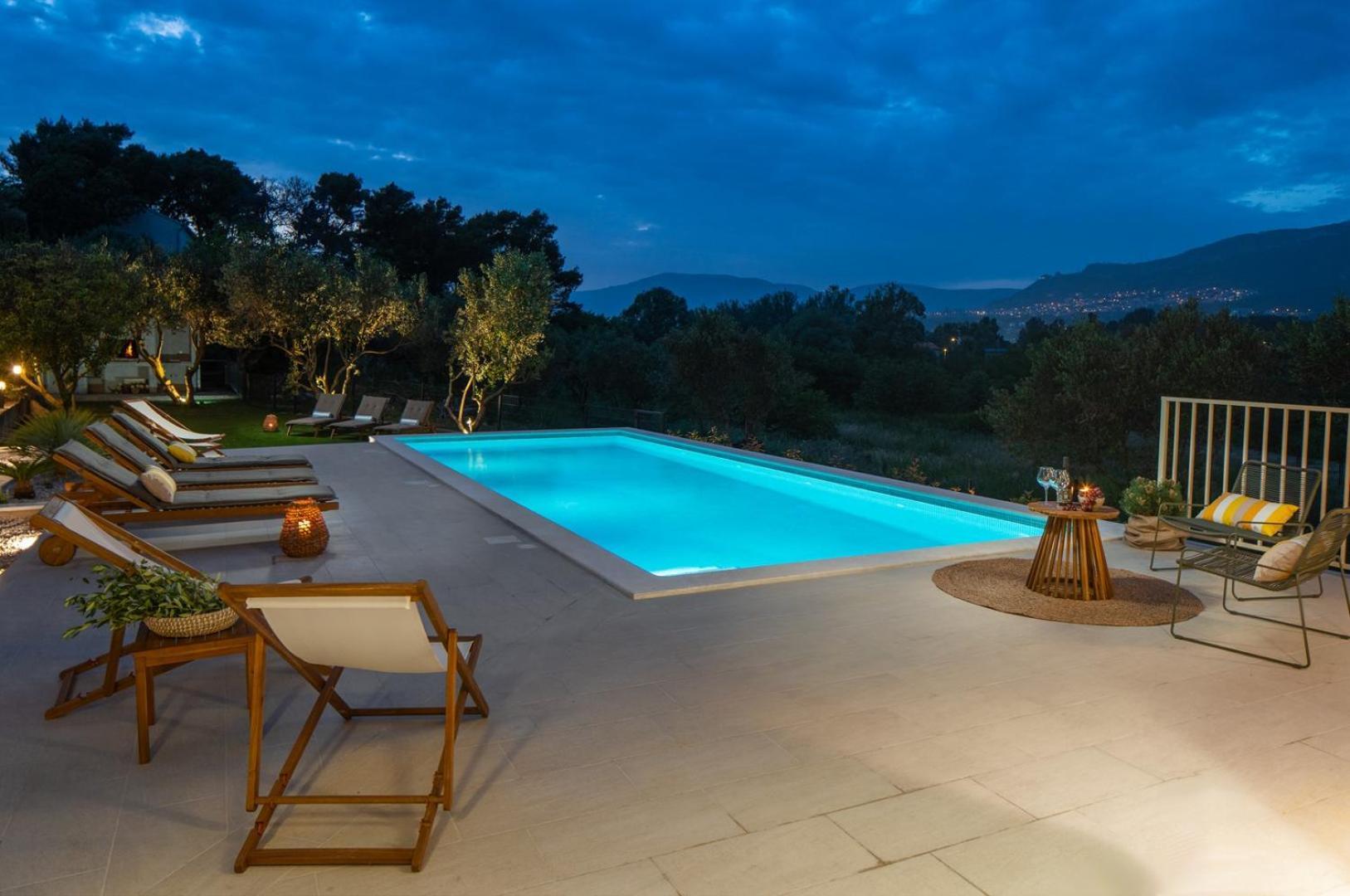 New! Villa Mamma Mia, A 6-Bedroom Property With 40Sqm Pool Ποντστράνα Εξωτερικό φωτογραφία